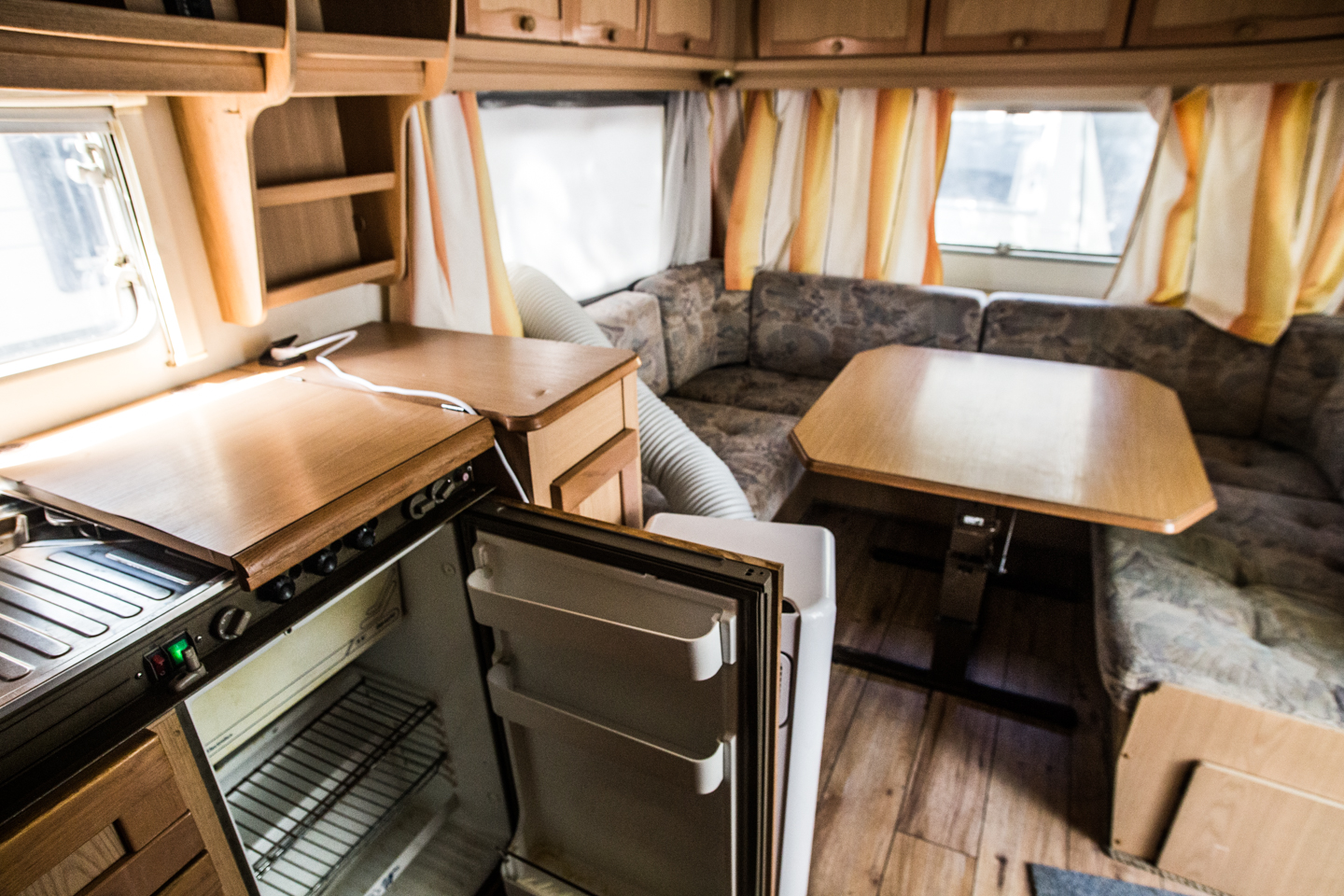Deluxe Pre-settled Caravan for 2 persons